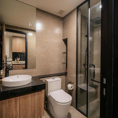 Tropical House - New Apartment At Delasol ホーチミン市 エクステリア 写真