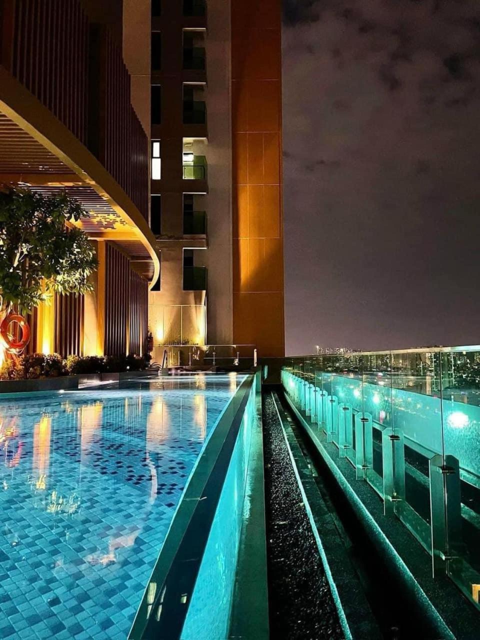 Tropical House - New Apartment At Delasol ホーチミン市 エクステリア 写真