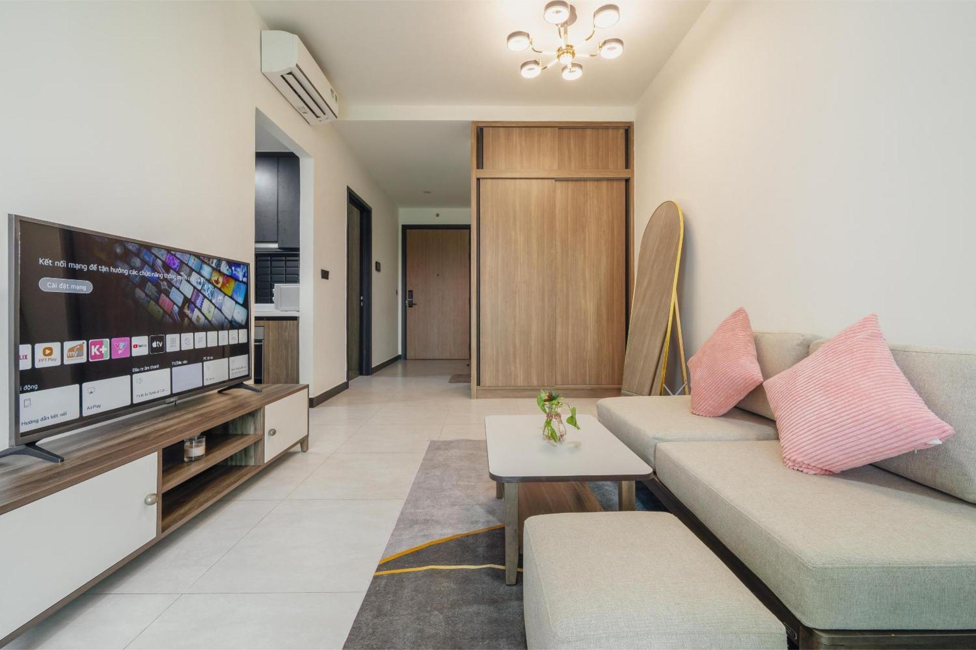 Tropical House - New Apartment At Delasol ホーチミン市 エクステリア 写真