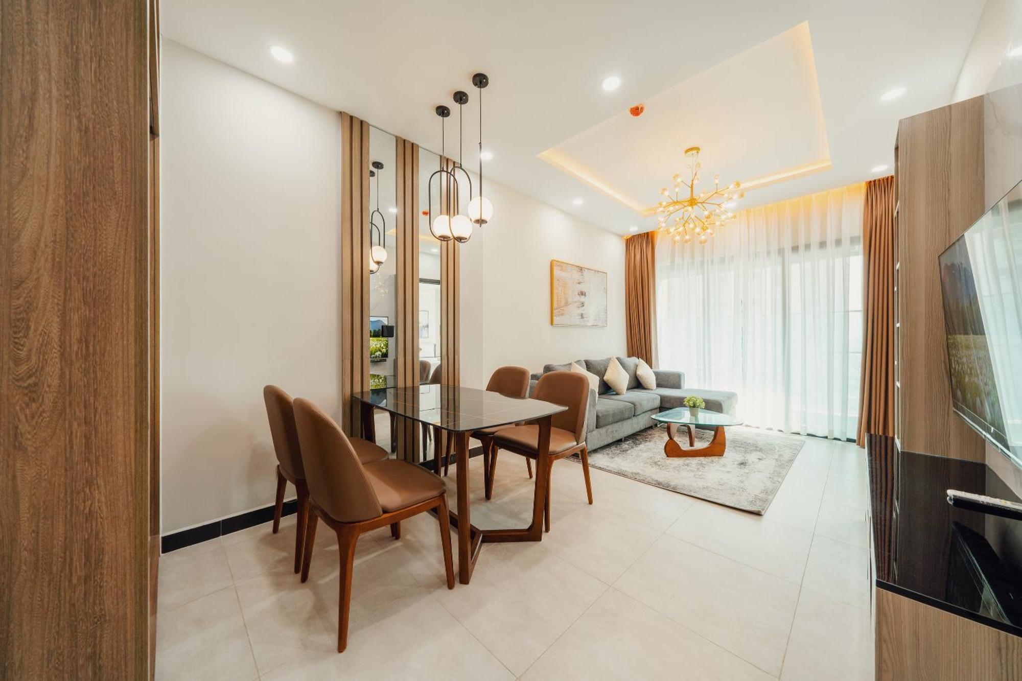 Tropical House - New Apartment At Delasol ホーチミン市 エクステリア 写真
