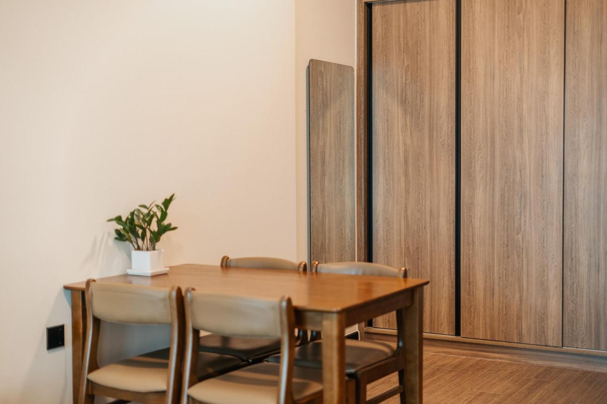 Tropical House - New Apartment At Delasol ホーチミン市 エクステリア 写真